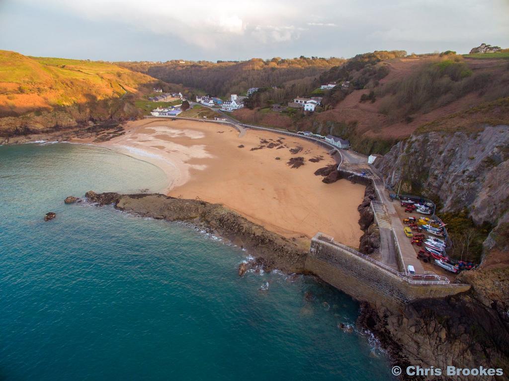 The Prince Of Wales Hotel St Ouen's Exterior foto