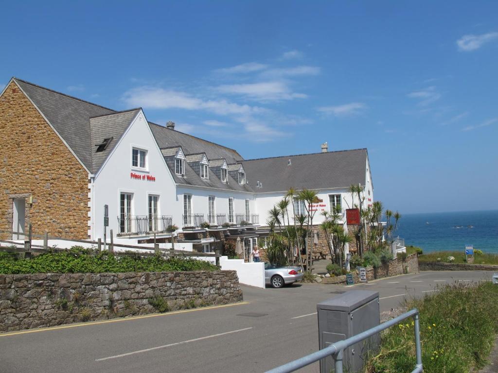 The Prince Of Wales Hotel St Ouen's Exterior foto